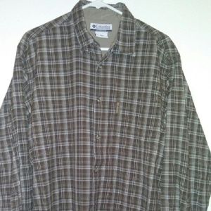 Columbia Mens Button Down Size M