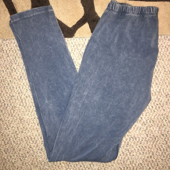 Mineral Washed Leggings- LIGHT DENIM - Picture 5 of 5