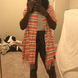 Gap cozy Varigated neon coral scarf