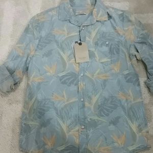 Zara boys Hawaiian button down shirt ..