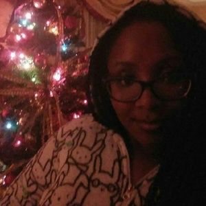 Meet your Posher, Arielle