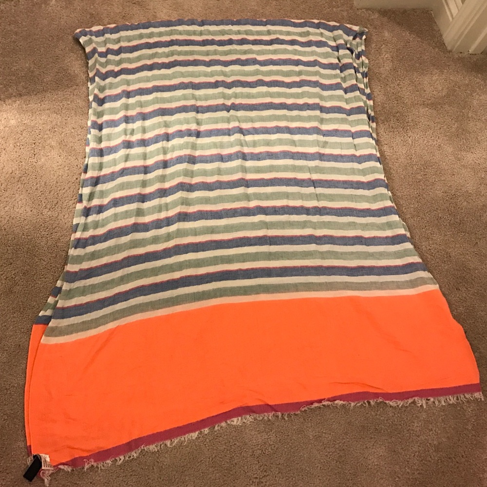 GAP Oversized linen blend scarf