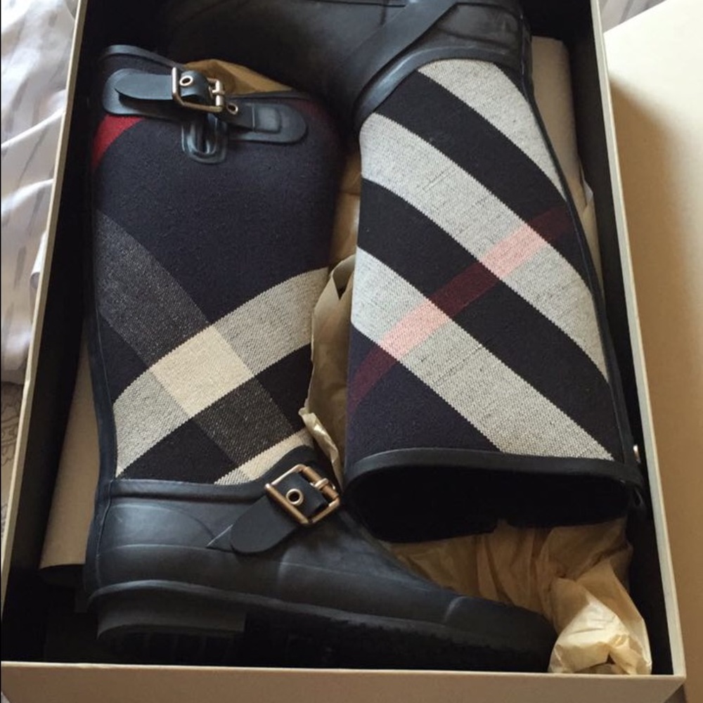 Rain boots
