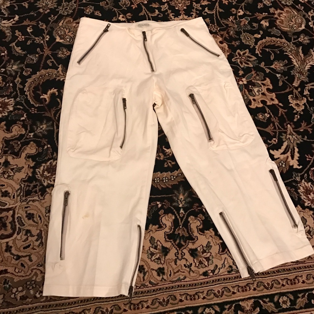 💢Fabulous Milla Owen cream capris.💢