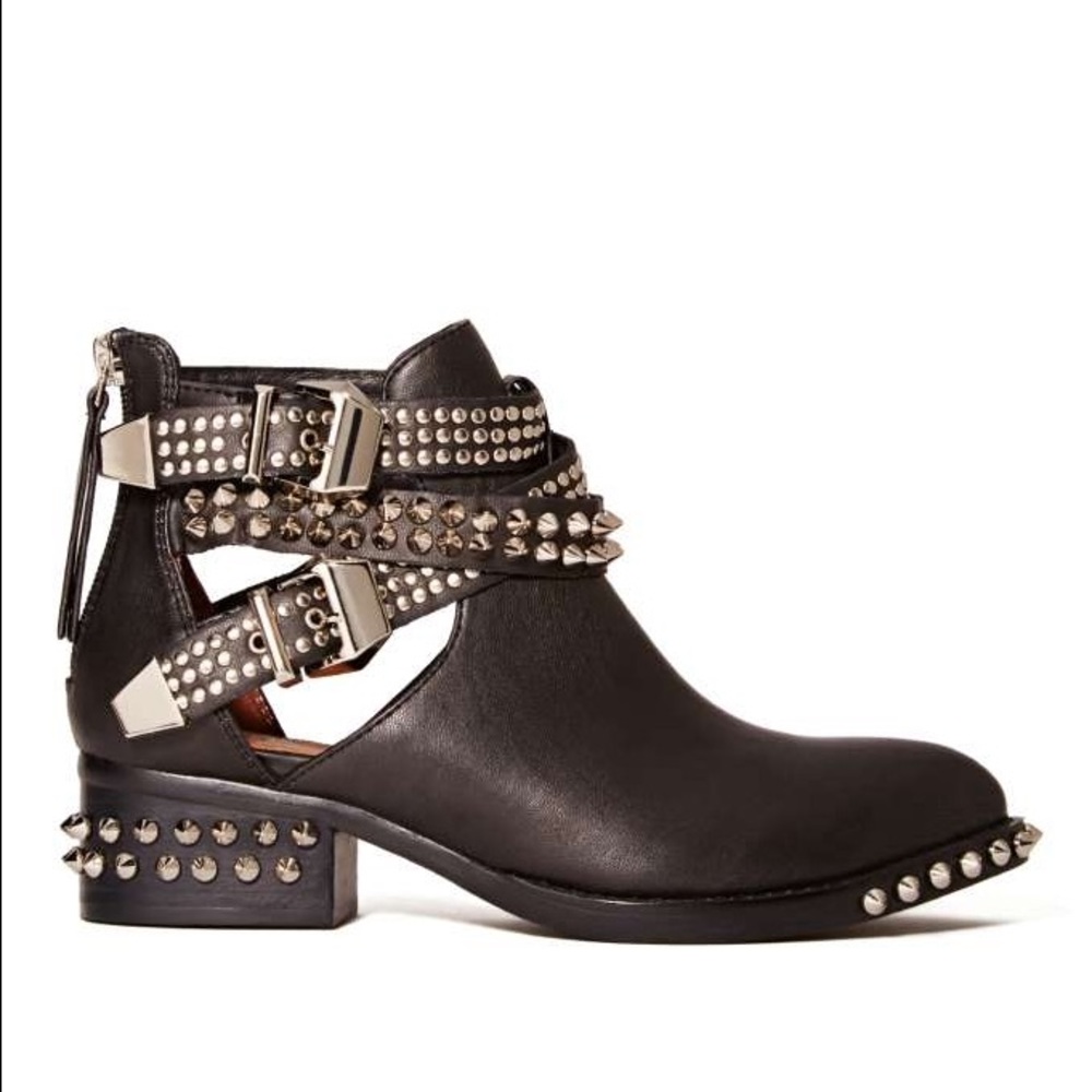 ISO Jeffrey Campbell "Everly" embellished!
