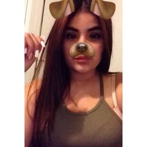 Meet your Posher, Julissa