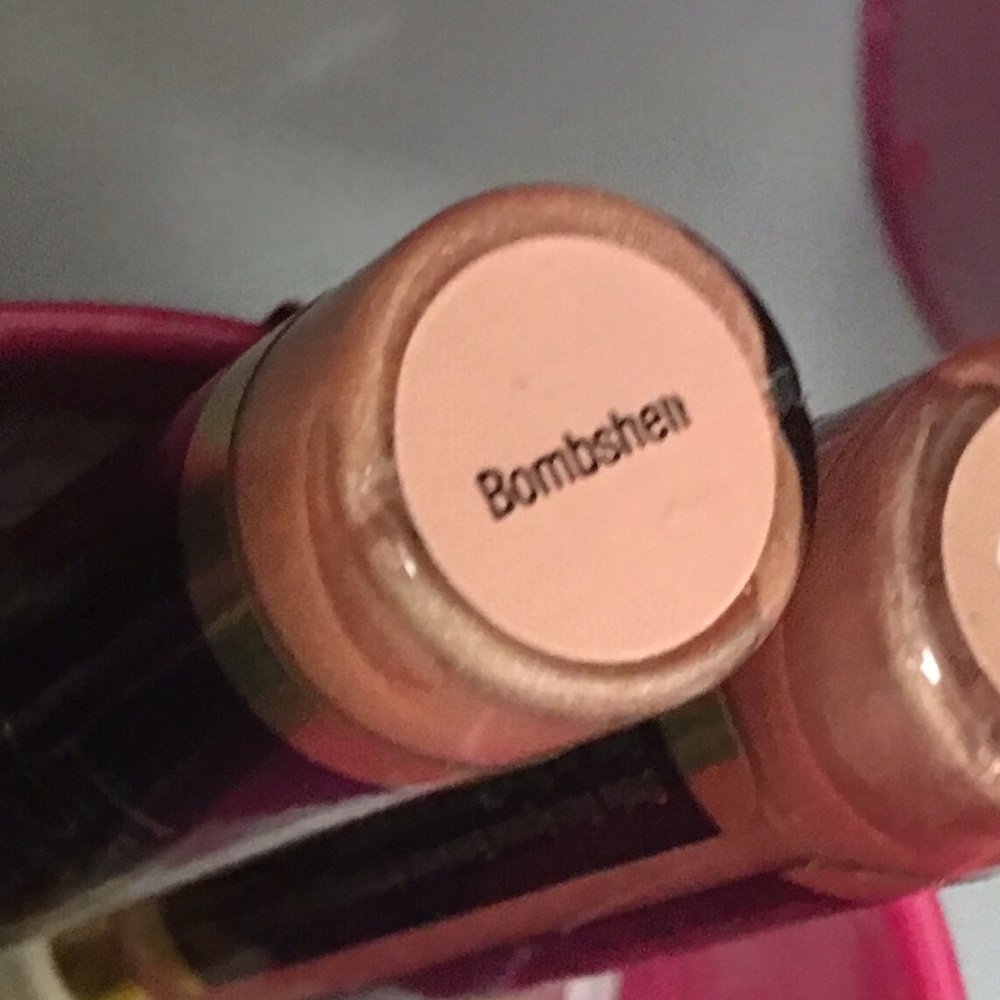 LipSense BOMBSHELL Waterproof, 4-18 Hour Lipstick