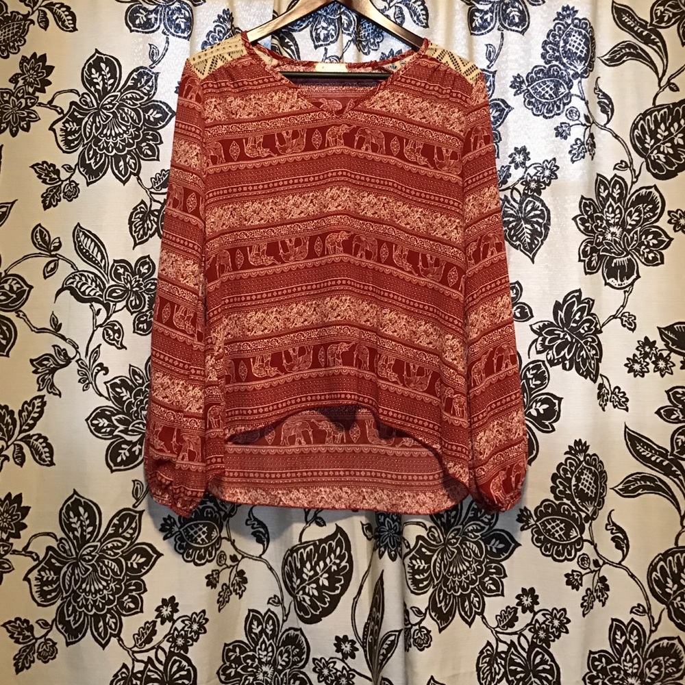 Elephant 🐘 bell sleeve top