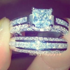 New princess cut white gold filled