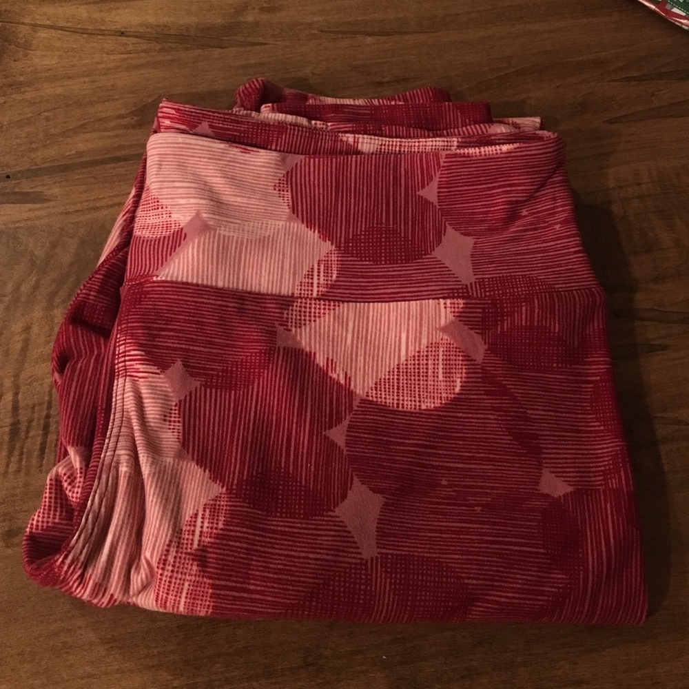 LuLaRoe Valentines Day Leggings