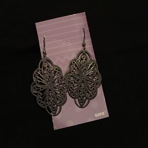 Vintage light weight surgical steal earrings