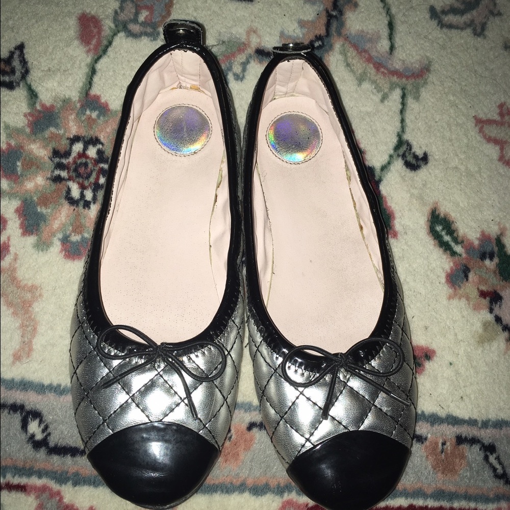 Stuart Weitzman Quilted Flats