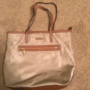 Michael Kors Kempton Tote
