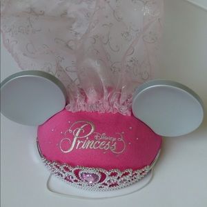 DISNEY Mini Mouse fairy princess hat.