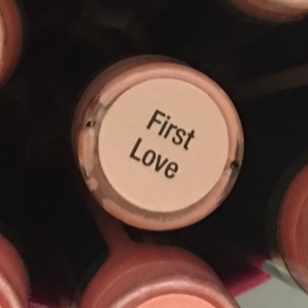 LipSense FIRST LOVE Waterproof, 4-18 Hour Lipstick