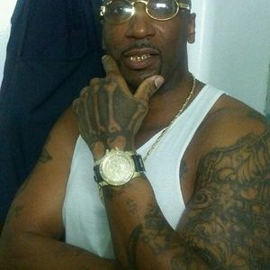 Meet your Posher, Gregory