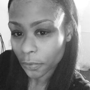 Meet your Posher, Nakisha