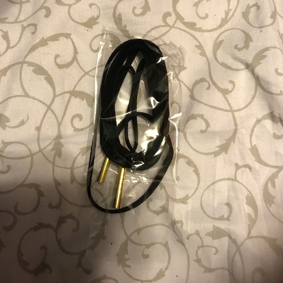 ✨BLACK CHOKER✨ - Picture 2 of 2