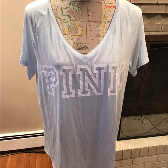 BNWT Pink Victoria's Secret Super Soft Tee Shirt - Picture 2 of 4