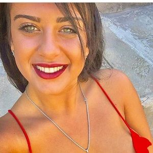 Meet your Posher, Sharon