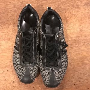COACH TENNIS SHOES. Work a few times only. 7.5