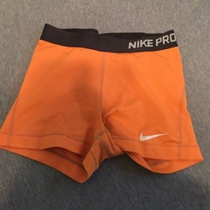 Women's Nike pros