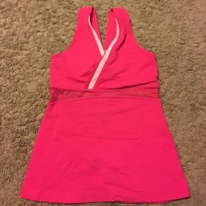 Size 2 lululemon tank