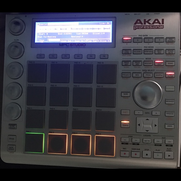 Akai Studio - Picture 2 of 3