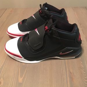 Nike basketball shoes