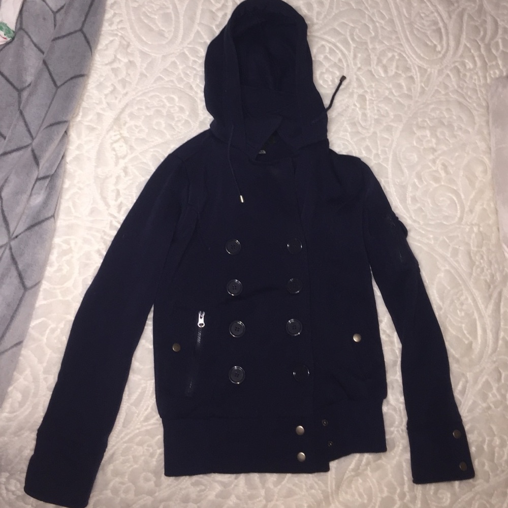 Forever 21 peacoat sweatshirt