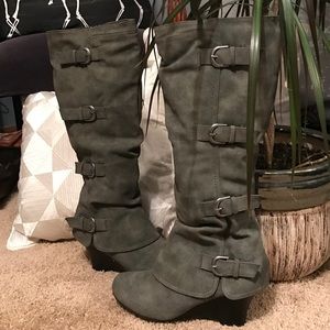 Dark gray wedge boot with buckle detail