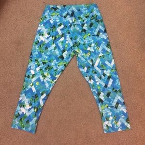 Capri workout leggings