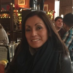 Meet your Posher, Elena