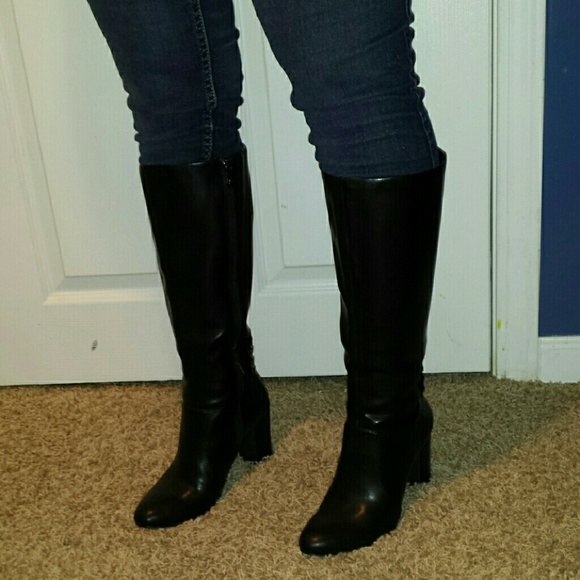 SOLD - Picture 3 of 3