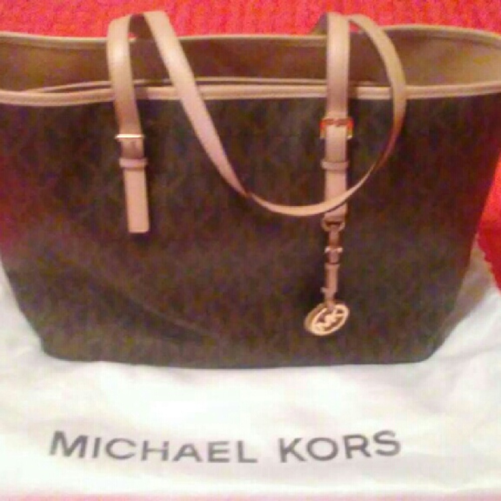 Michael Kors purse