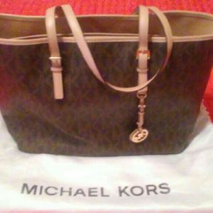 Michael Kors purse