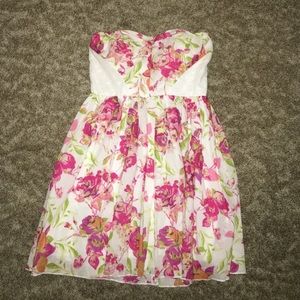 beautiful floral strapless dress