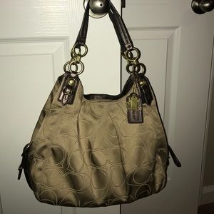 Coach Bag PRICE FIRM FINAL