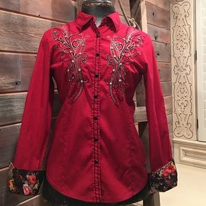 ROAR Long Sleeve Shirt