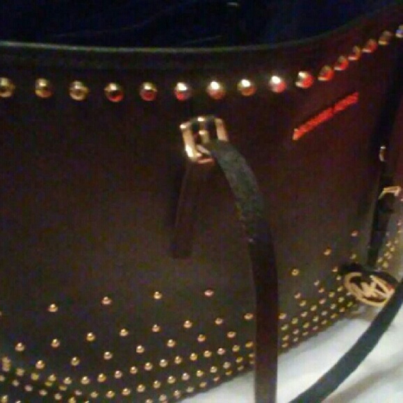 Purse - Picture 2 of 3