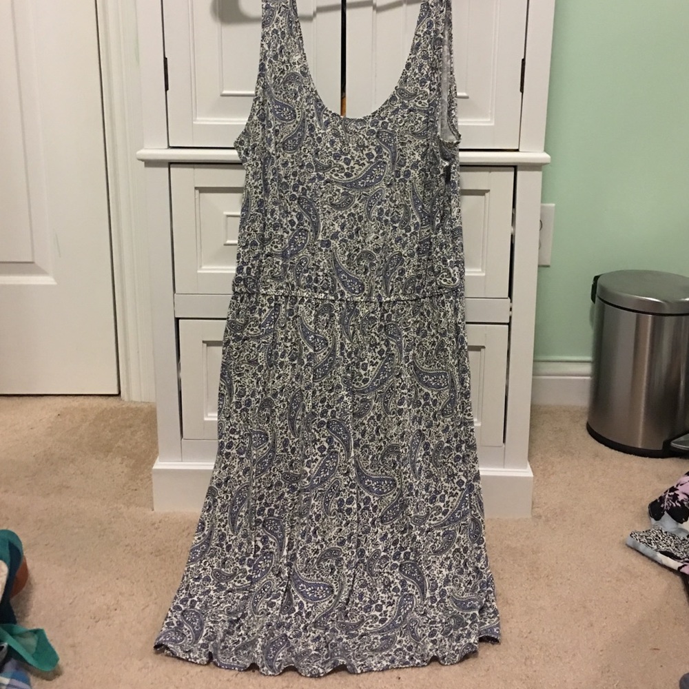 Paisley print flowy dress