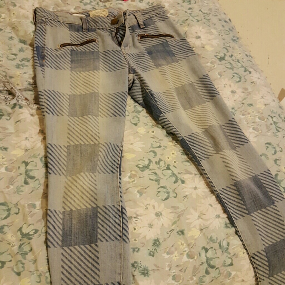 THE UGLIEST PAIR OF cropped denim jeans!!