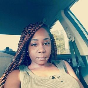 Meet your Posher, Tina