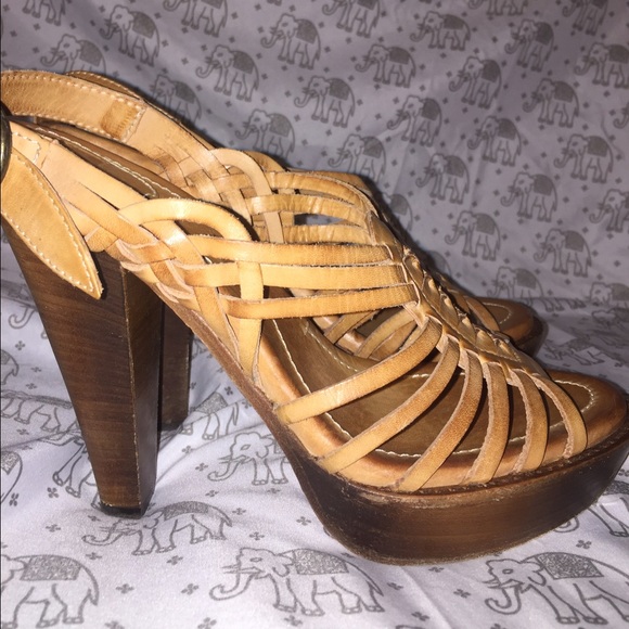 frye nike huarache sandals