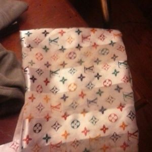 red and white Louis vuitton (paris) wrap on poshma