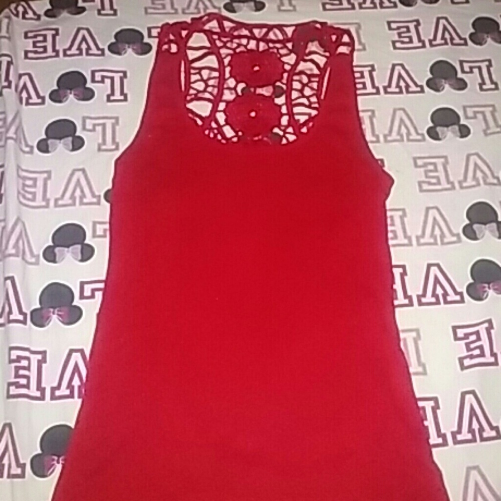 Red lace tank