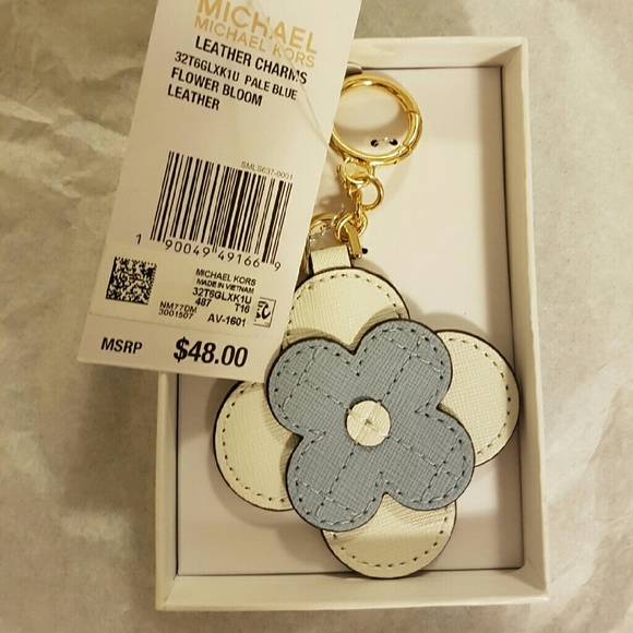 Michael kors monogram charm - Picture 1 of 1