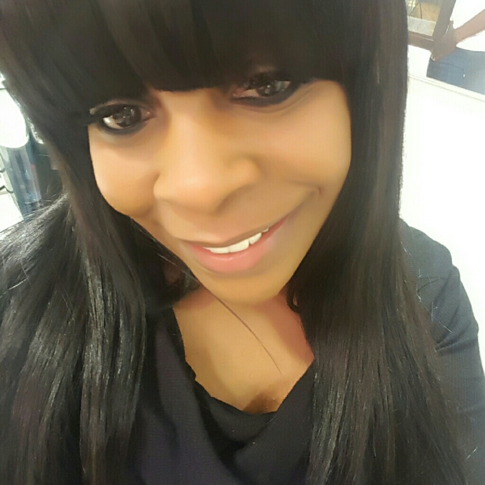 Meet your Posher, Shaneka