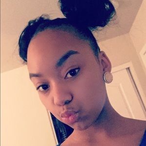 Meet your Posher, Antonise