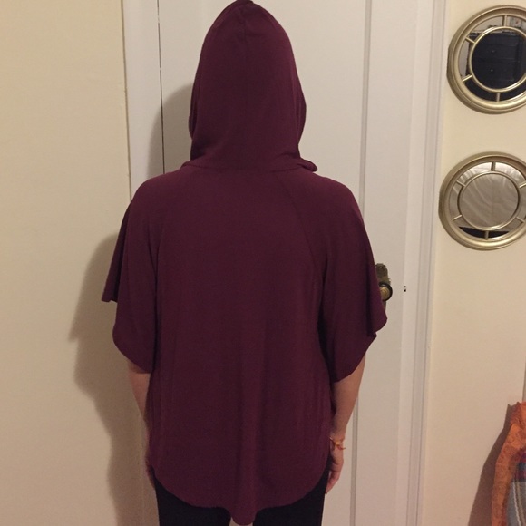 Poncho - Picture 2 of 2